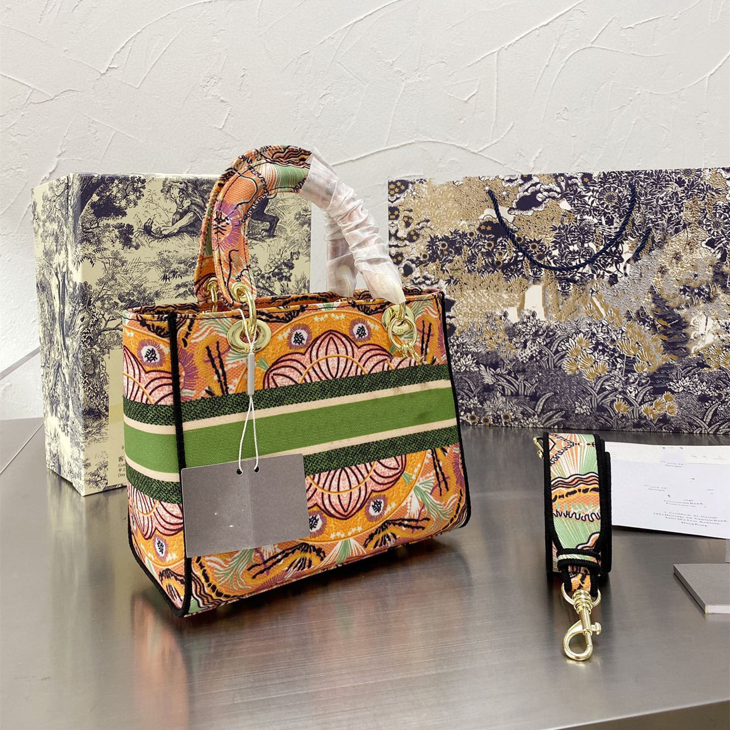 Luxurys designers high Quality Ladies Brand lady bag 2021 Women handbag Fashion handbags mother shoulder totes Bags cossbody wallet dancing artwork temperament, No bags
Luxurys designers high Quality Ladies Brand lady bag 2021 Women handbag Fashion handbags mother shoulder totes Bags cossbody wallet dancing artwork temperament, No bags