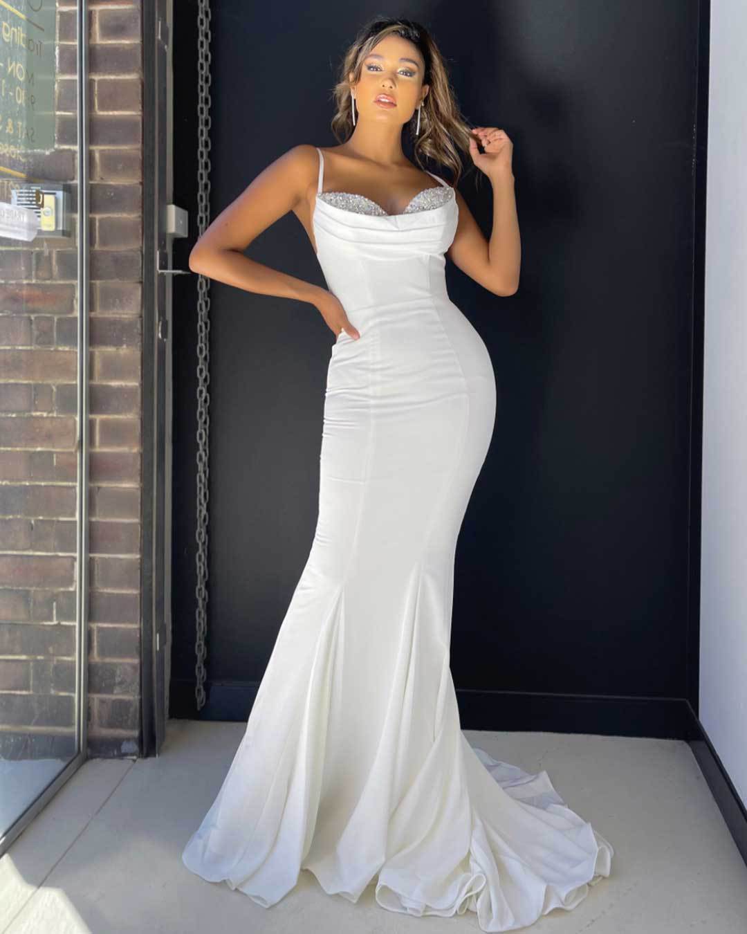 Women Dress Temperament Party es Diamonds Backless Wrap Hip Sexy Maxi es High Waist Spaghetti Strap 210524