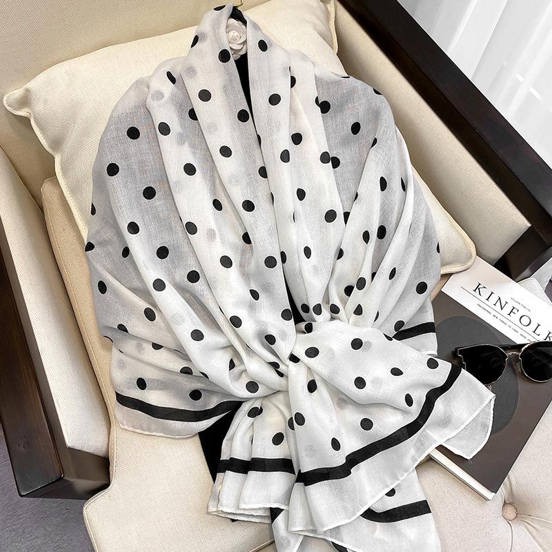 Scarves 2021 Design Brand Women Scarf Fashion Print Cotton Autumn Winter Warm Hijabs Lady Pashmina Muslim Foulards Geometric
Scarves 2021 Design Brand Women Scarf Fashion Print Cotton Autumn Winter Warm Hijabs Lady Pashmina Muslim Foulards Geometric
