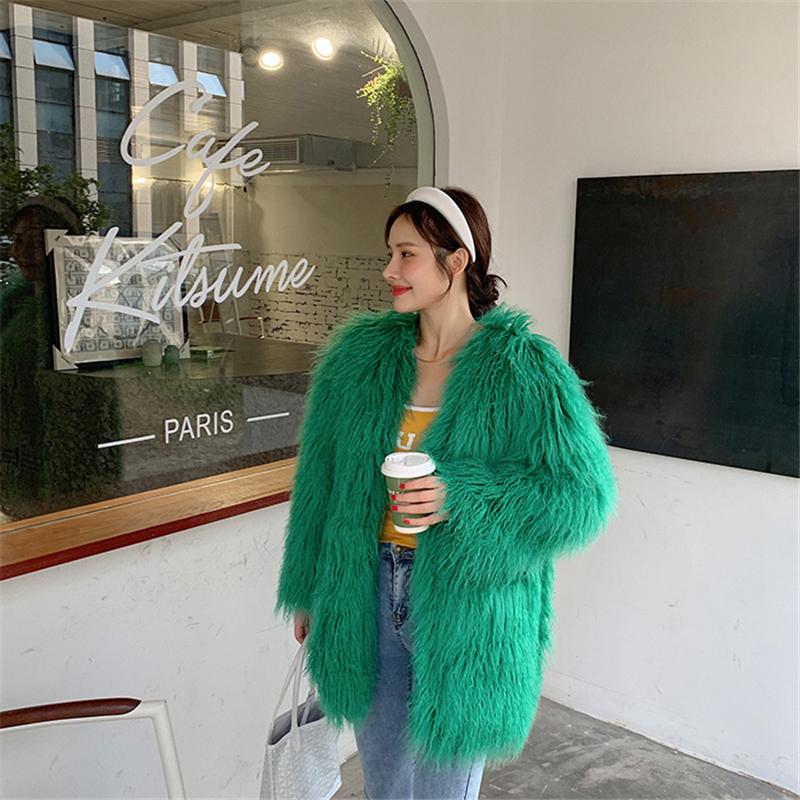 Women' Fur & Faux Young Imitation Plush Women Parka Fashion Western Jacket 2021 Winter Wool Green Loose Coat W362
Women' Fur & Faux Young Imitation Plush Women Parka Fashion Western Jacket 2021 Winter Wool Green Loose Coat W362