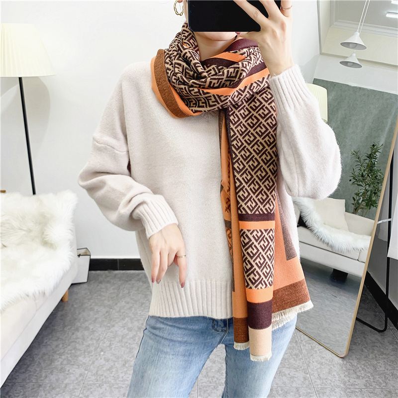 2021 Famous Designer Ms. Xin Design Gift Silk Scarves High quality scarf 1800x90cm free delivery
2021 Famous Designer Ms. Xin Design Gift Silk Scarves High quality scarf 1800x90cm free delivery