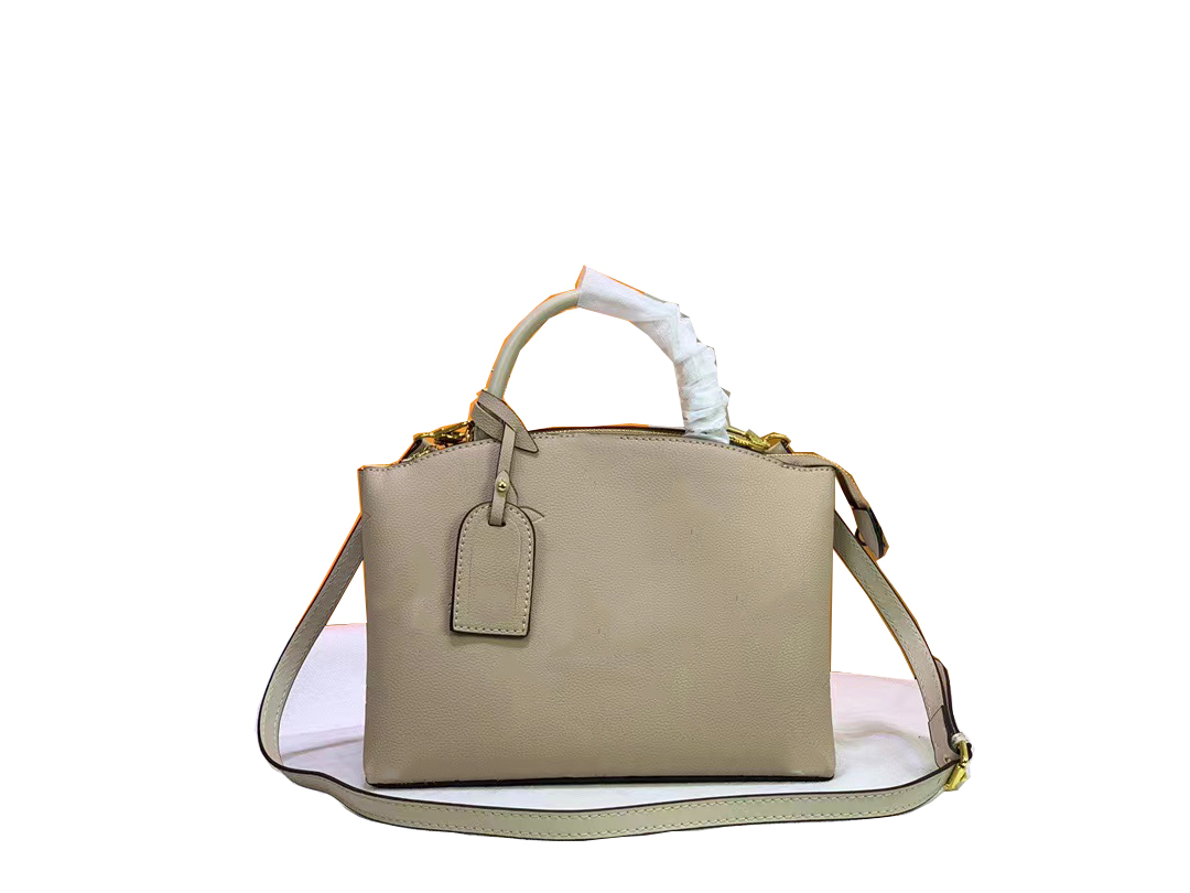 High Quality dust bag Designer Bags Handbag Purses Woman Fashion Clutch Purse Chain Womens Luxury Crossbody Shoulder Bag #58914, L4 embossed black
High Quality dust bag Designer Bags Handbag Purses Woman Fashion Clutch Purse Chain Womens Luxury Crossbody Shoulder Bag #58914, L4 embossed black