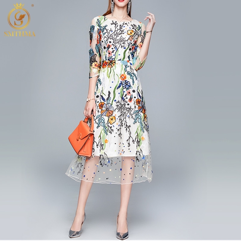 High Quality Fashion Designer Dress Women's Half Sleeve Mesh Embroidery Flowers Vintage Long Dresses Vestidos 210520, Photo color
High Quality Fashion Designer Dress Women's Half Sleeve Mesh Embroidery Flowers Vintage Long Dresses Vestidos 210520, Photo color
