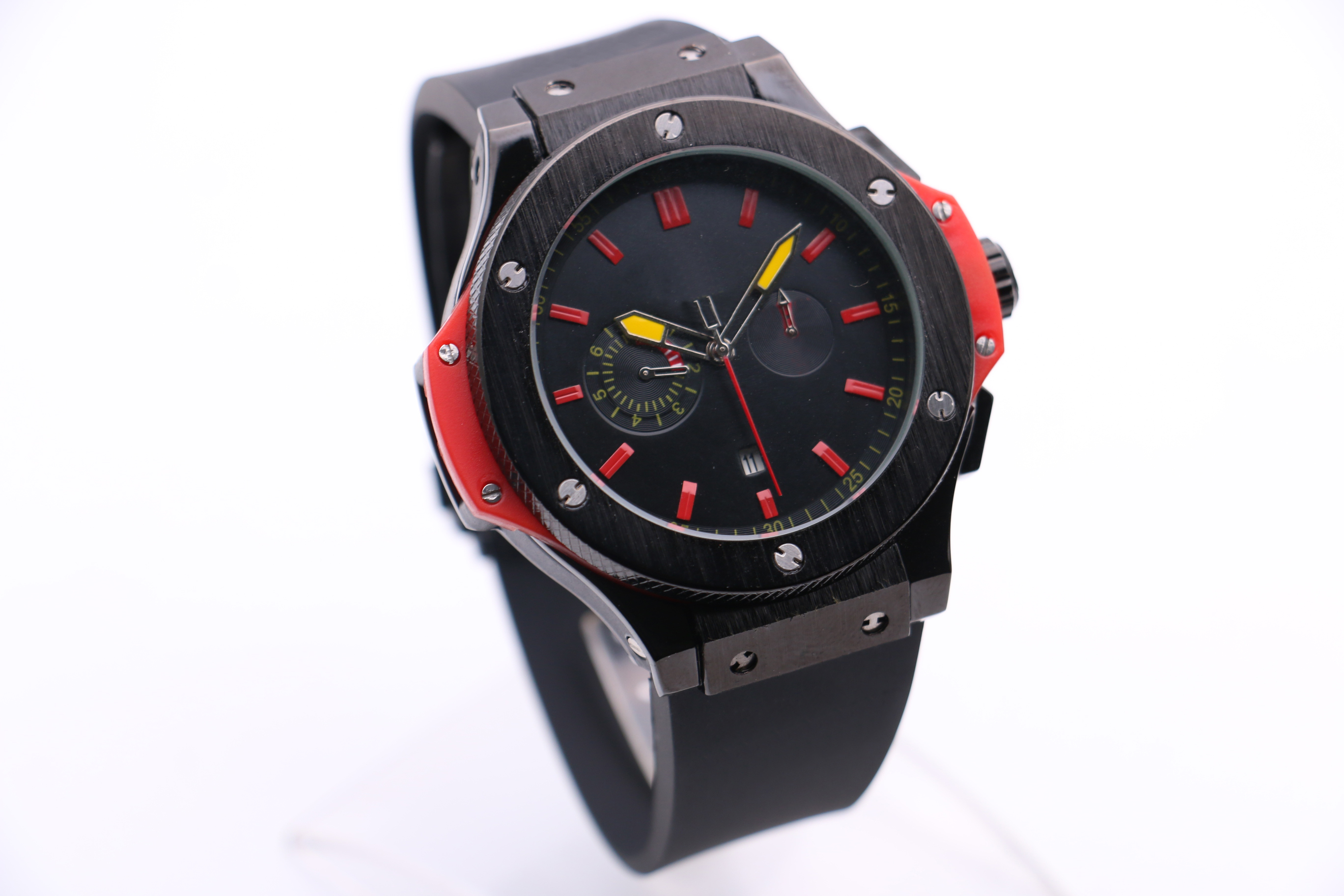 Fashion modern casual men's mechanical watch black stainless steel case red dial surface rubber strap five-hand calendar 50mm, Multi-color
Fashion modern casual men's mechanical watch black stainless steel case red dial surface rubber strap five-hand calendar 50mm, Multi-color