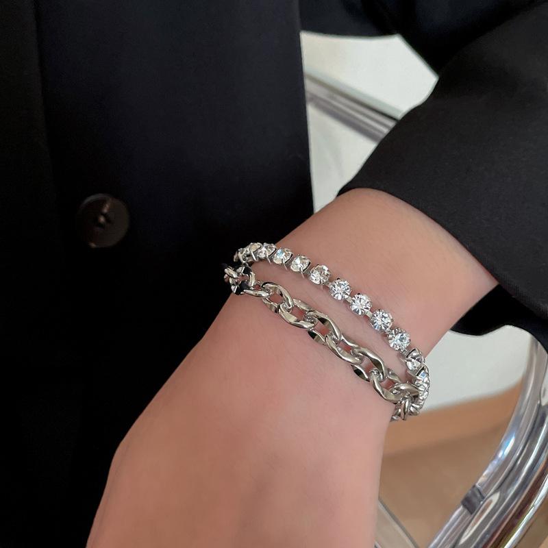 Charm Bracelets U-Magical Fashion Bling Double Rhinestones Layer Bracelet For Women Minimalist Chunky Chain Metal Bracel Jewellery, Golden;silver
Charm Bracelets U-Magical Fashion Bling Double Rhinestones Layer Bracelet For Women Minimalist Chunky Chain Metal Bracel Jewellery, Golden;silver