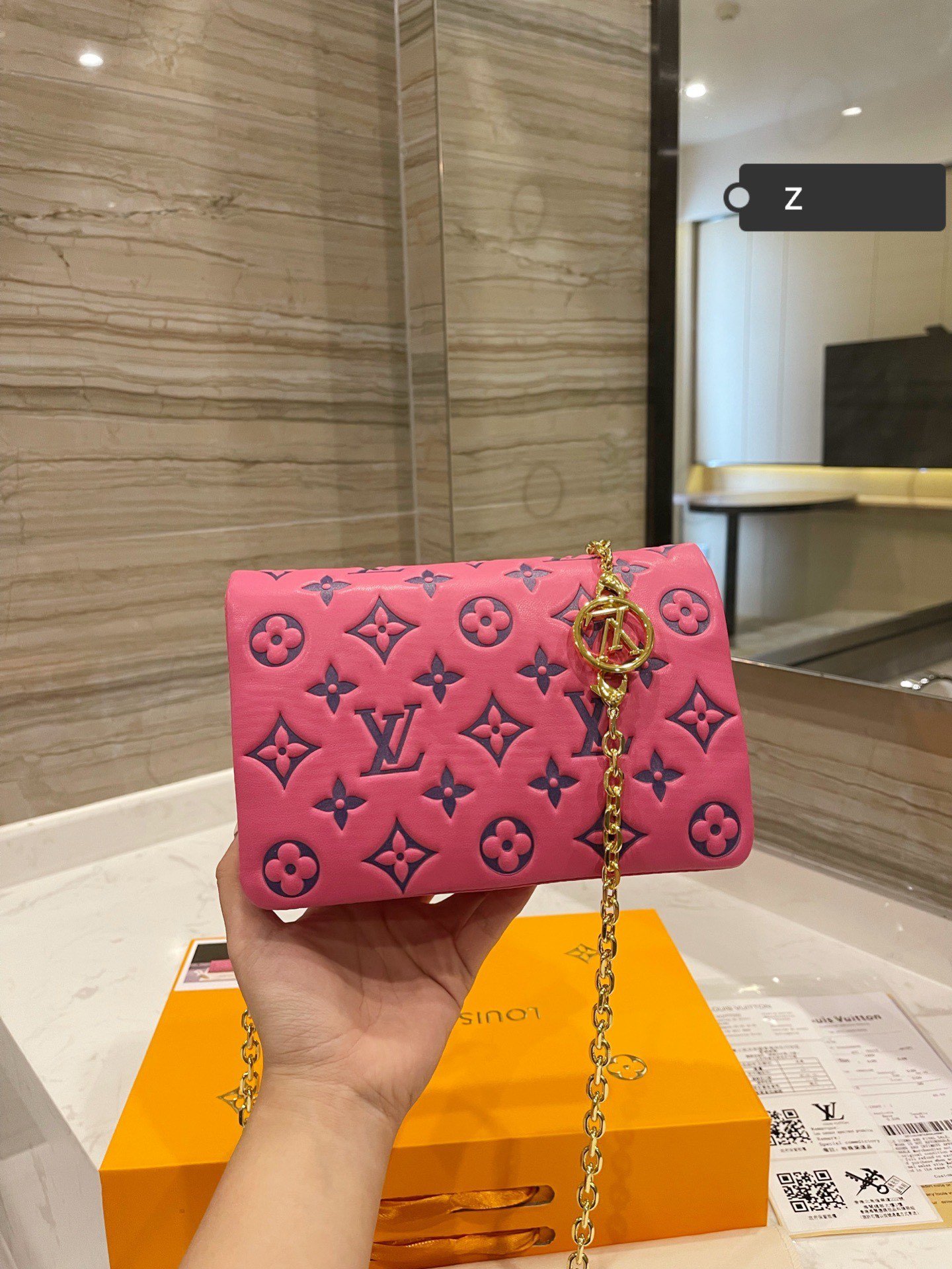 Louis vuitton Luxurys Designer Top quality shoulder bag women famous lady Genuine leather Bags free TOTES handbag MON0GRAM Crossbody purse handbags wallet, Box
Louis vuitton Luxurys Designer Top quality shoulder bag women famous lady Genuine leather Bags free TOTES handbag MON0GRAM Crossbody purse handbags wallet, Box