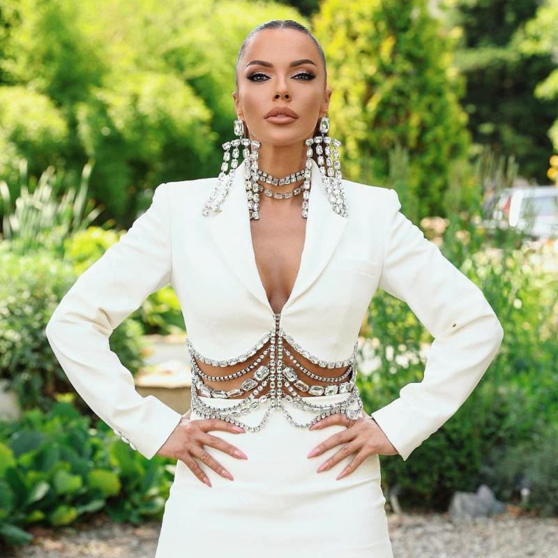 Two Piece Dress Ladies Suit Skirt 2021V-neck Rhinestone Tassel Heavy Industry Sexy Nightclub Two-piece, White
Two Piece Dress Ladies Suit Skirt 2021V-neck Rhinestone Tassel Heavy Industry Sexy Nightclub Two-piece, White