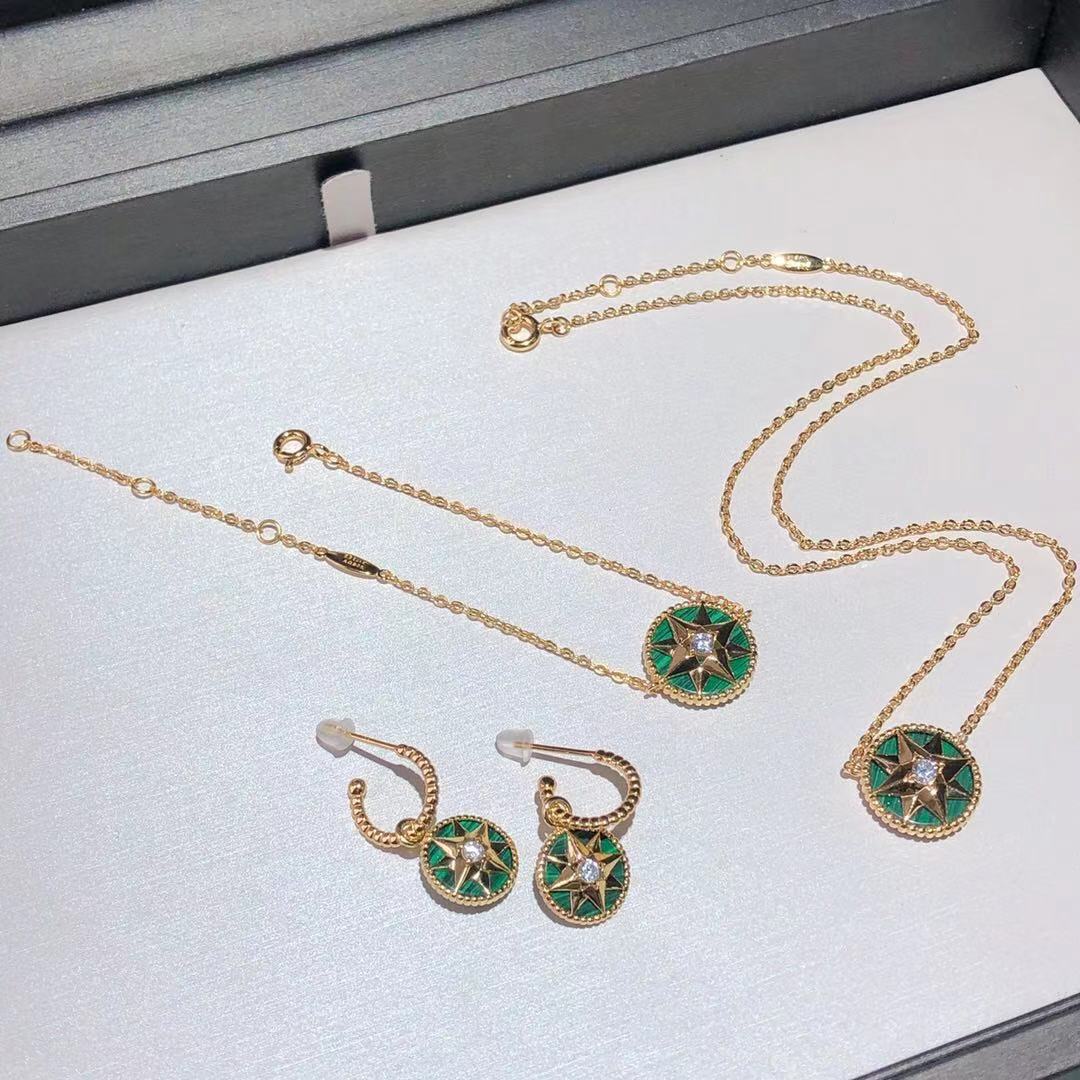 Have Stamp Brand High Quality Charm Bracelets Earrings Necklace Jewelry Set Green Star Golden Bracelet Girls Gift with Box Fast Delivery, Golden;silver
Have Stamp Brand High Quality Charm Bracelets Earrings Necklace Jewelry Set Green Star Golden Bracelet Girls Gift with Box Fast Delivery, Golden;silver