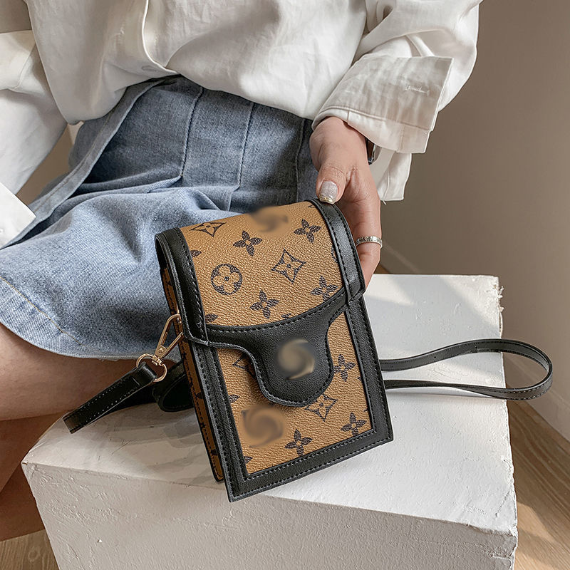 Daily Bag Womens 2023 Summer New One Shoulder Phone Bags Internet Celebrity Same Fashions Presbyopic Crossbody Small Square Bag Fashion, Yellow
Daily Bag Womens 2023 Summer New One Shoulder Phone Bags Internet Celebrity Same Fashions Presbyopic Crossbody Small Square Bag Fashion, Yellow