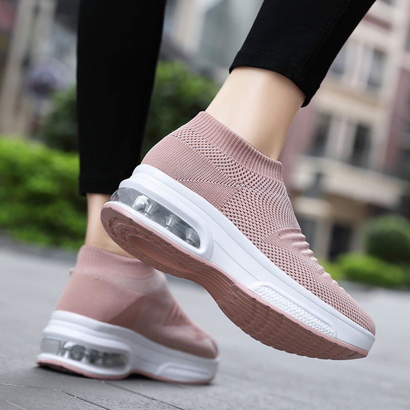 Wholesale 2021 Top Quality Off Mens Women Sports Running Shoes Mesh Breathable Sock Runners Purple Pink Outdoor Sneakers Eur 36-45 WY32-A12
Wholesale 2021 Top Quality Off Mens Women Sports Running Shoes Mesh Breathable Sock Runners Purple Pink Outdoor Sneakers Eur 36-45 WY32-A12