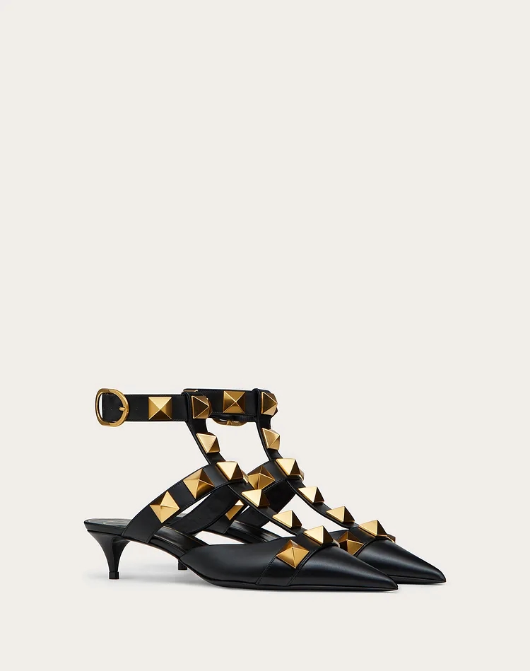 2021 Women Shoes Luxury Designer Brand Sandals Summer Sophisticated Fashion Pointed Toes Leather Low Heel Roman Stud Calfskin Pump 40mm with Box, Black
2021 Women Shoes Luxury Designer Brand Sandals Summer Sophisticated Fashion Pointed Toes Leather Low Heel Roman Stud Calfskin Pump 40mm with Box, Black