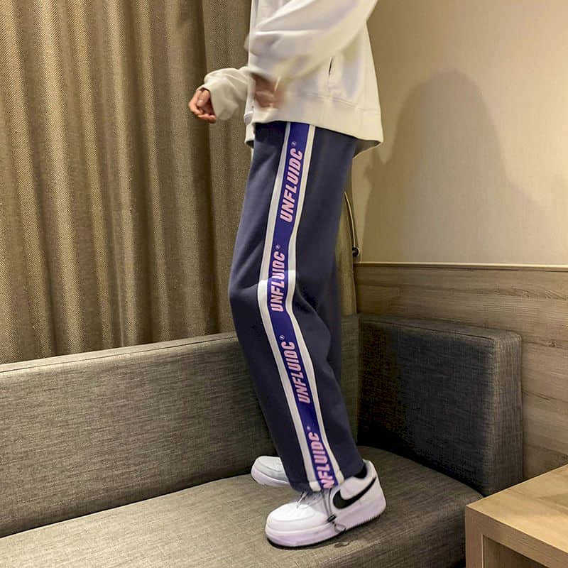 Sports pants women slim loose straight leggings casual trousers plus velvet thickening Sweatpants BF vintage streetwear 210526, Black
Sports pants women slim loose straight leggings casual trousers plus velvet thickening Sweatpants BF vintage streetwear 210526, Black