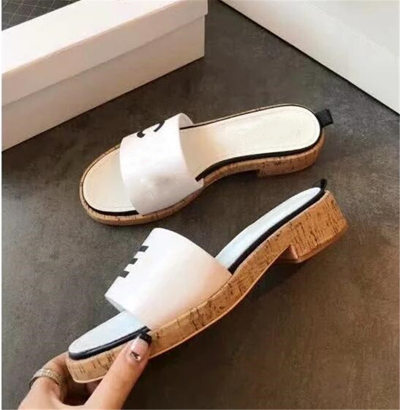 Fashion Women's Comfortable sandals Ladies Leather beach slippers high quality shoes female casual peep toe sandal C22143
Fashion Women's Comfortable sandals Ladies Leather beach slippers high quality shoes female casual peep toe sandal C22143