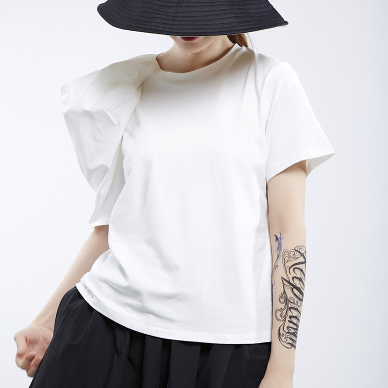 EAM Spring Summer Round Neck Half Sleeve White Loose Pleated Threedimensional Tshirt Women Fashion JU178 210406