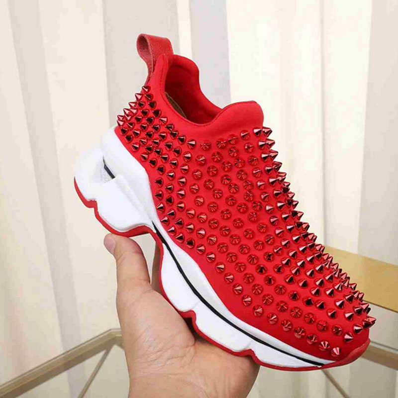 2022 rea leather Fashion Boots Reds Bottom Men Women Casual Spikes Rivets Rhinestone Shoes Dress Party Walking Shoes Sneakers Chaussures De Sport With Box eu36-47
2022 rea leather Fashion Boots Reds Bottom Men Women Casual Spikes Rivets Rhinestone Shoes Dress Party Walking Shoes Sneakers Chaussures De Sport With Box eu36-47