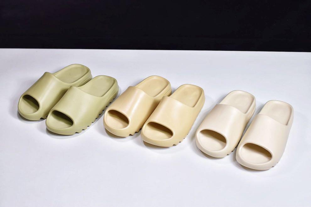 foam Kanye Slippers triple black slide Trainers total resin desert sand fashion designer casual sandals shoes, 05
foam Kanye Slippers triple black slide Trainers total resin desert sand fashion designer casual sandals shoes, 05