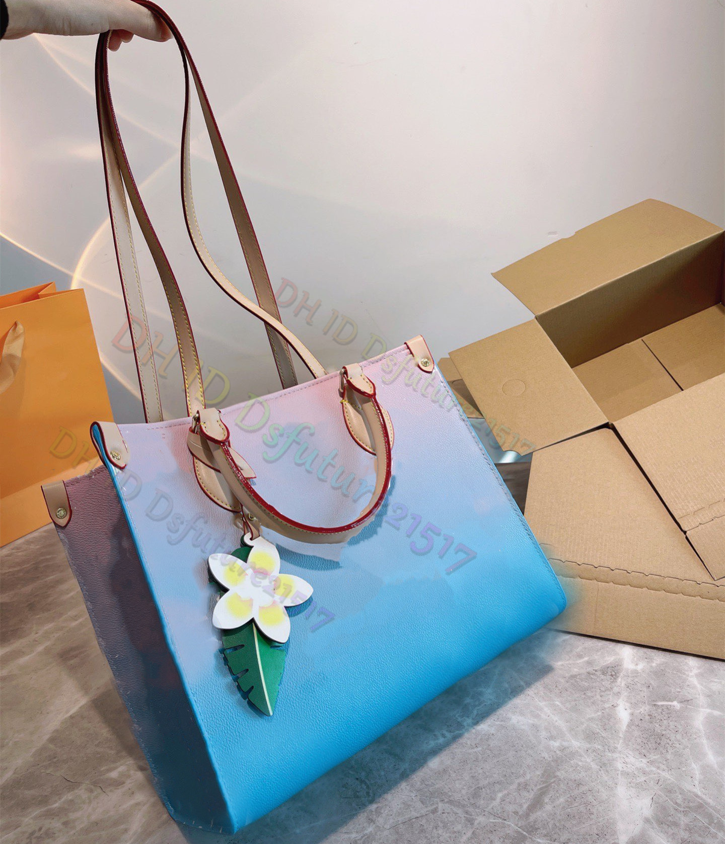 2021 Summer Luxury Designers Shopping Bags Fashion Ocean Color Printed Totes Bag Large Capacity Clutch Purses quality Shoulder Handbags Ladi
2021 Summer Luxury Designers Shopping Bags Fashion Ocean Color Printed Totes Bag Large Capacity Clutch Purses quality Shoulder Handbags Ladi