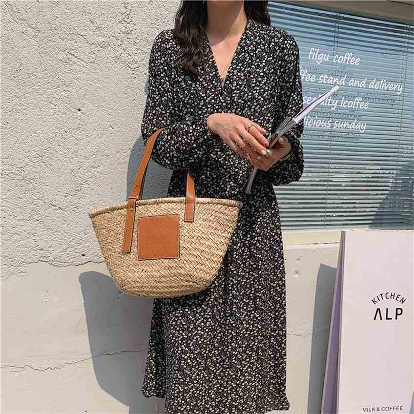 High Waist Female Retro All Match Casual Party Summer Femme Lady V-Neck Slim Stylish Vintage Long Dresses Vestidos 210525, Photo color
High Waist Female Retro All Match Casual Party Summer Femme Lady V-Neck Slim Stylish Vintage Long Dresses Vestidos 210525, Photo color