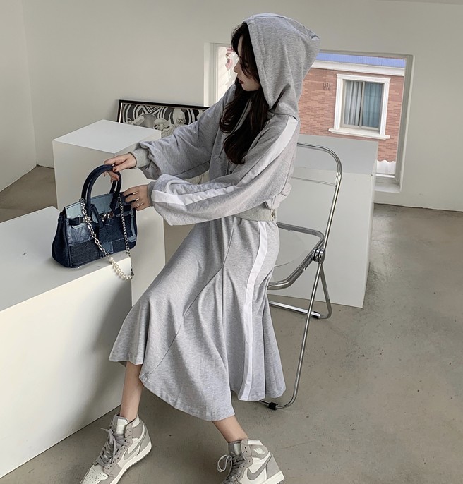 Korean Fashion Autumn Winter Lady sports Skirt 2 Piece Set Casual Hooded Top + High Waist Mermaid Suit Women Clothing 210519
