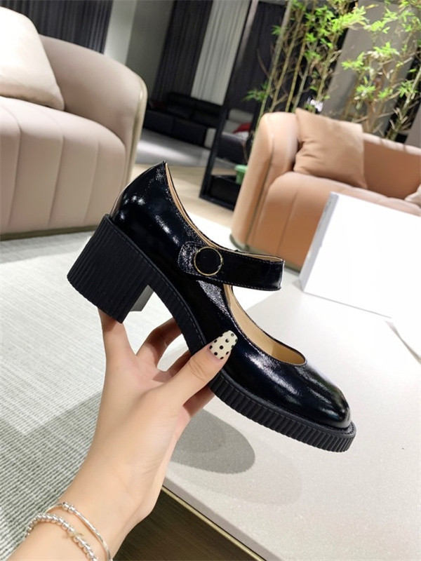 Dio 2021 Luxury High Heel Women Leather Dress Shoes Designer Black Stiletto Heel Shoes Women Wedding Party Dress Shoes size35-40, Choose the color
Dio 2021 Luxury High Heel Women Leather Dress Shoes Designer Black Stiletto Heel Shoes Women Wedding Party Dress Shoes size35-40, Choose the color