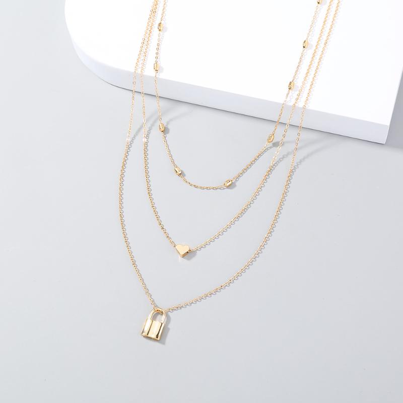 Pendant Necklaces Fashion Multilayer Stacked Wear Simple Love Small Lock Necklace For Women Wind Collarbone Chain Jewelry 2022 Trend, Silver
Pendant Necklaces Fashion Multilayer Stacked Wear Simple Love Small Lock Necklace For Women Wind Collarbone Chain Jewelry 2022 Trend, Silver