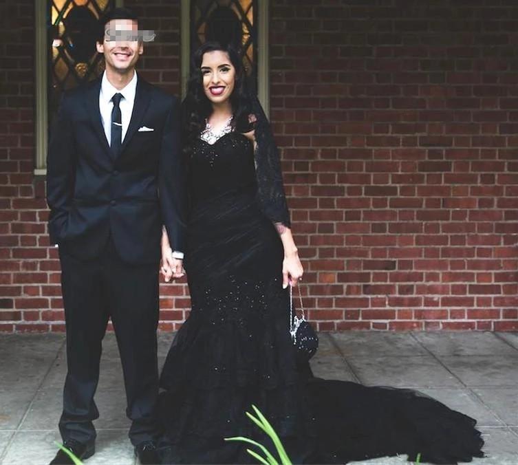 Black Gothic Mermaid Wedding Dresses Bridal Gown Crystals Beaded Lace Applique Custom Made Sweetheart Neckline Sweep Train Plus Size Vestido De Novia