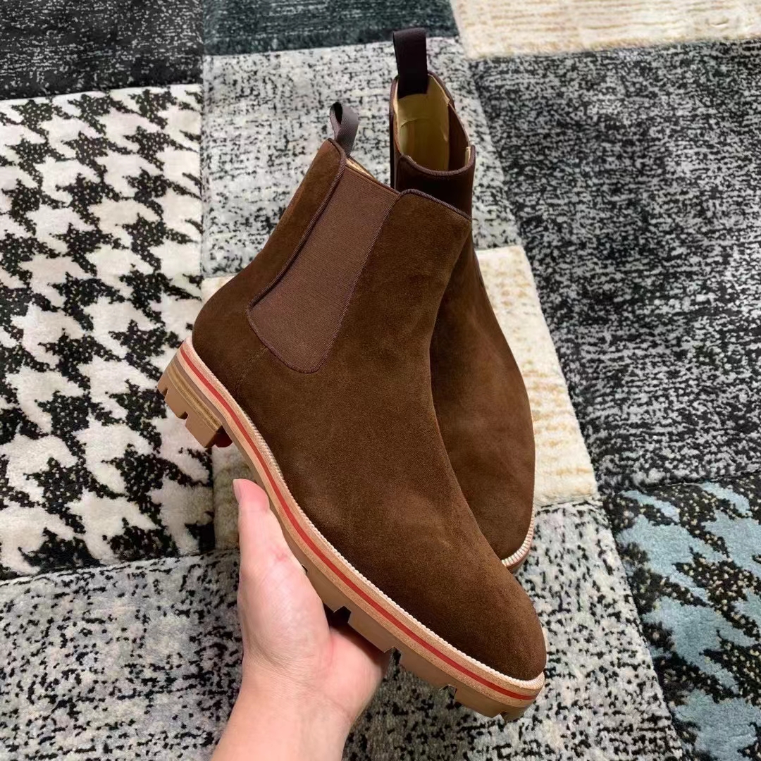 Top Brands Red Bottom Kicko Ankle Boot Black, Brown Suede Leather Autumn Winter Men's Knight Boots Excellent Luxury Designer Slip On
Top Brands Red Bottom Kicko Ankle Boot Black, Brown Suede Leather Autumn Winter Men's Knight Boots Excellent Luxury Designer Slip On