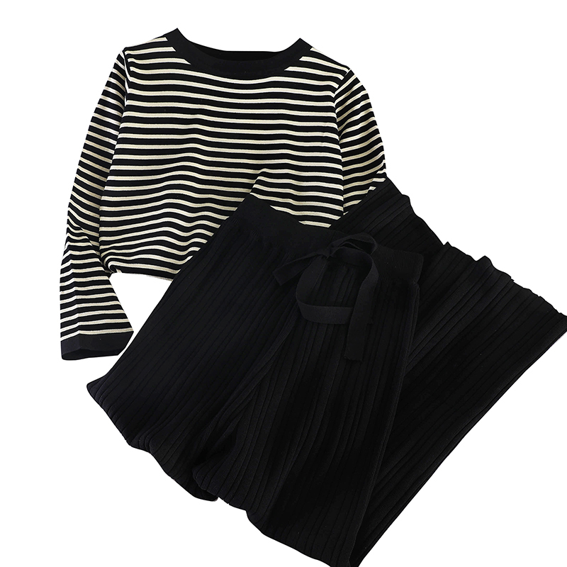 Autumn Winter Women Two Pieces Set Knitted Sweater Pleated Wide Leg Pants Lady Chic Suit Casual Loose 2 Piece Sets 210519