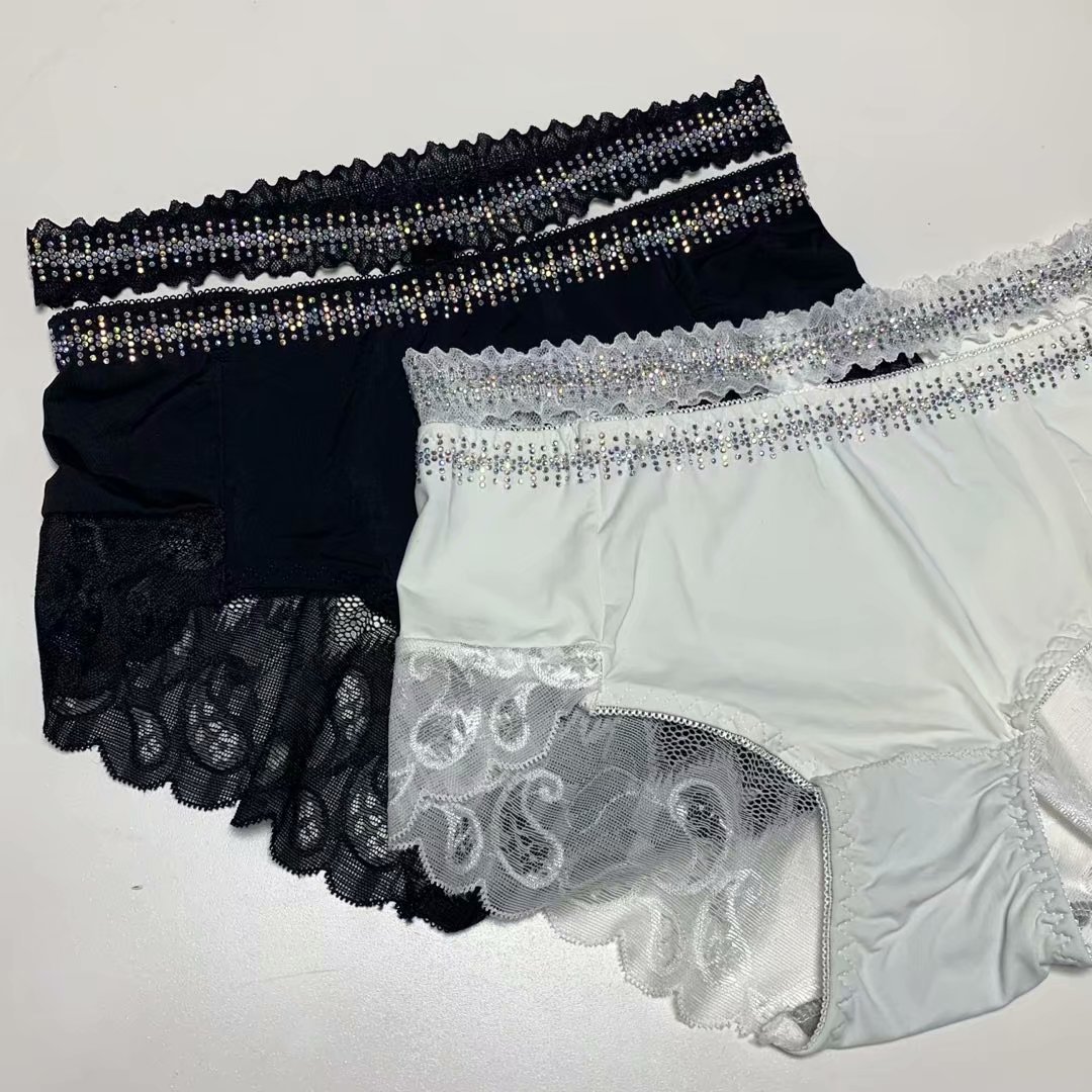 208K Spot Lace Mesh Patchwork Smooth Surface Hollow Waist Heavy Industry Diamond Decorations Cotton Stall Womens Underwear Briefs, Black;white
208K Spot Lace Mesh Patchwork Smooth Surface Hollow Waist Heavy Industry Diamond Decorations Cotton Stall Womens Underwear Briefs, Black;white