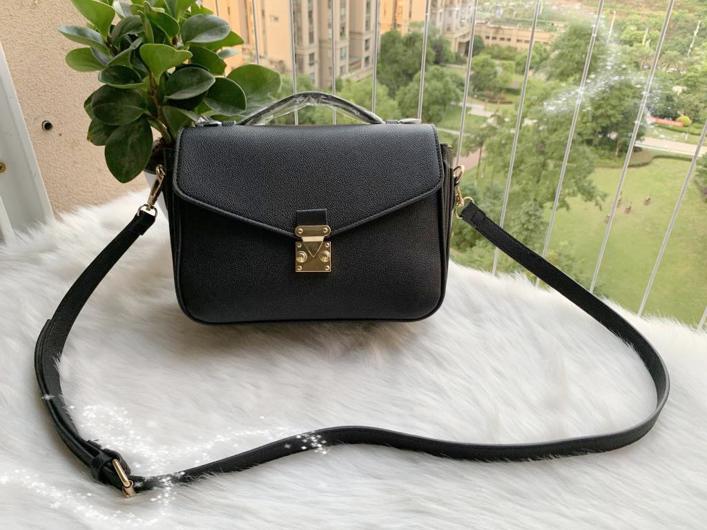 7 Shopping Bag+wallet Women Handbag Leather Shoulder Bags 2 Pce Sets Ladies Messenger Bags Casual Tote Bags
7 Shopping Bag+wallet Women Handbag Leather Shoulder Bags 2 Pce Sets Ladies Messenger Bags Casual Tote Bags
