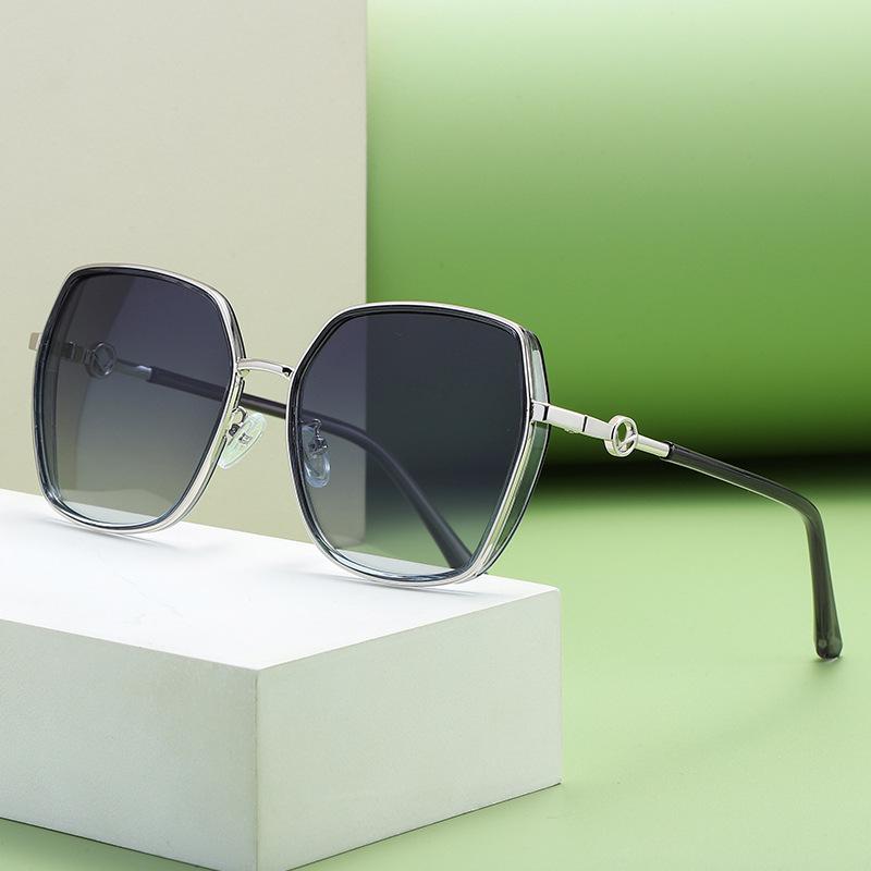 Sunglasses Luxury Hd Polarized Men's Driving Shades Male Sun Glasses Vintage Travel Fishing Classic Uv400 Oculos
Sunglasses Luxury Hd Polarized Men's Driving Shades Male Sun Glasses Vintage Travel Fishing Classic Uv400 Oculos