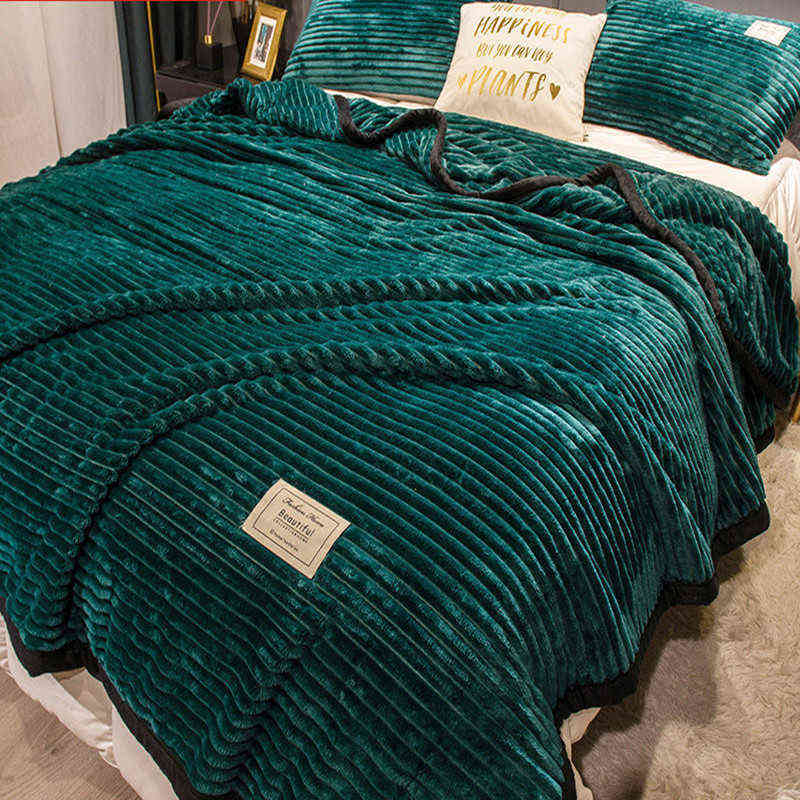 Europe Weighted Blanket Green Color Soft Flannel Blanket Single Queen King Warm Plaids for Beds Anti-Pilling 211218
Europe Weighted Blanket Green Color Soft Flannel Blanket Single Queen King Warm Plaids for Beds Anti-Pilling 211218