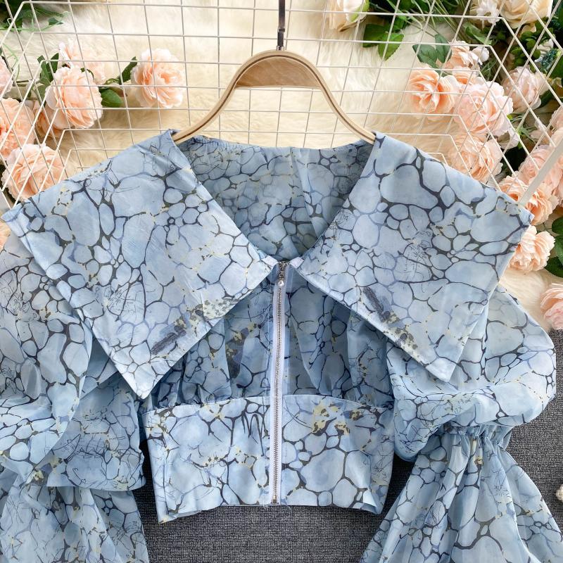 Women's Autumn Spring Blouse European Court Style Retro Puff Sleeve Big Lapel Short Zipper Printed Shirts Female Blusa PL541 210506