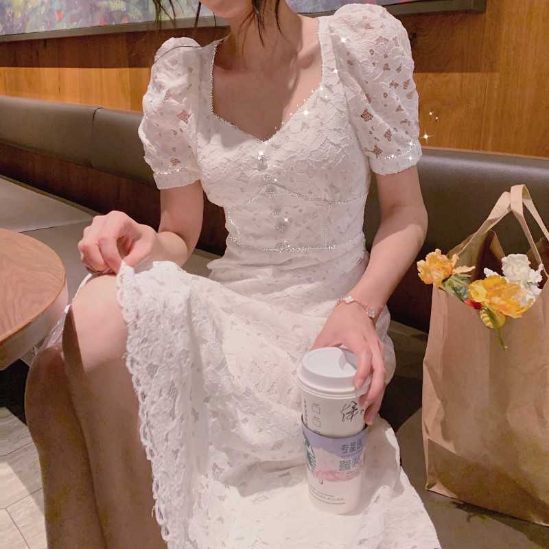Korean V-Neck Elegant Vingate Chic Dress Women Sweet Puff Sleeve Lace Hollow out Sexy Party Females Summer 210526, Picture color
Korean V-Neck Elegant Vingate Chic Dress Women Sweet Puff Sleeve Lace Hollow out Sexy Party Females Summer 210526, Picture color