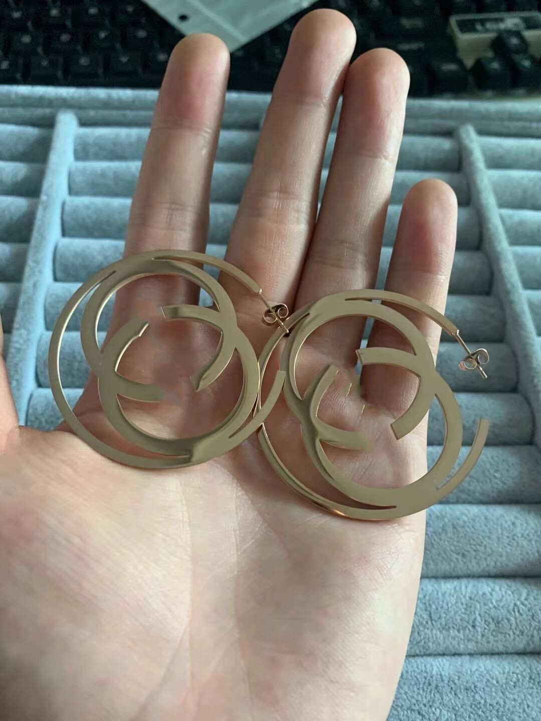 20 design mix Extravagant 5.2cm earring Dangle Never Fade Real 316L Stainless Steel Women Earrings Gold Silver Rose letter C T B V L G F Hoo
20 design mix Extravagant 5.2cm earring Dangle Never Fade Real 316L Stainless Steel Women Earrings Gold Silver Rose letter C T B V L G F Hoo