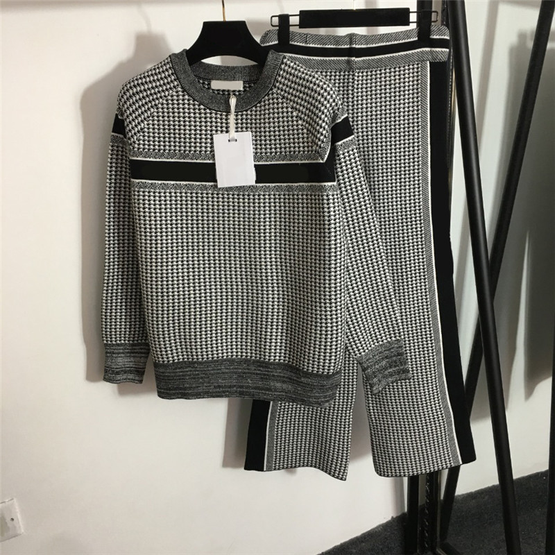 New Lattice Knitted Tracksuits Letter Jacquard Sportswear Suit Long Sleeve Sweater High Waist Wide Leg Pants 2 Piece Set, Black
New Lattice Knitted Tracksuits Letter Jacquard Sportswear Suit Long Sleeve Sweater High Waist Wide Leg Pants 2 Piece Set, Black