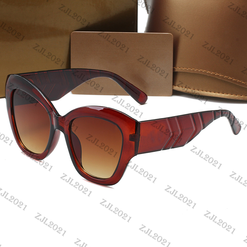 Fashion luxurys designers sunglasses street shooting single classic trend Joker decoration couples men and women, Black
Fashion luxurys designers sunglasses street shooting single classic trend Joker decoration couples men and women, Black