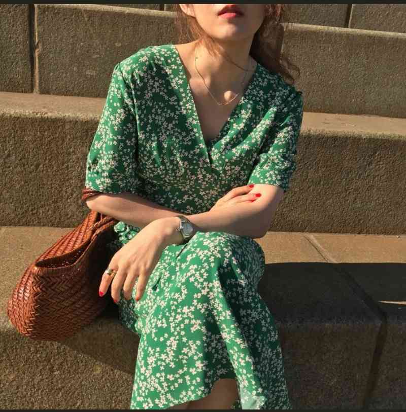 Women Summer Dress Elegant V Neck Flower Long Green Short Sleeve High Waist A-line Midi es French Style 14542 210510