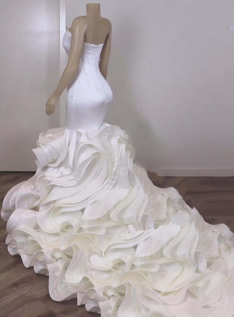 Sexy Mermaid Bride Trumpet Wedding Gowns Satin organza ruffles skirt cathedral train African Women White Wedding Dresses 2021