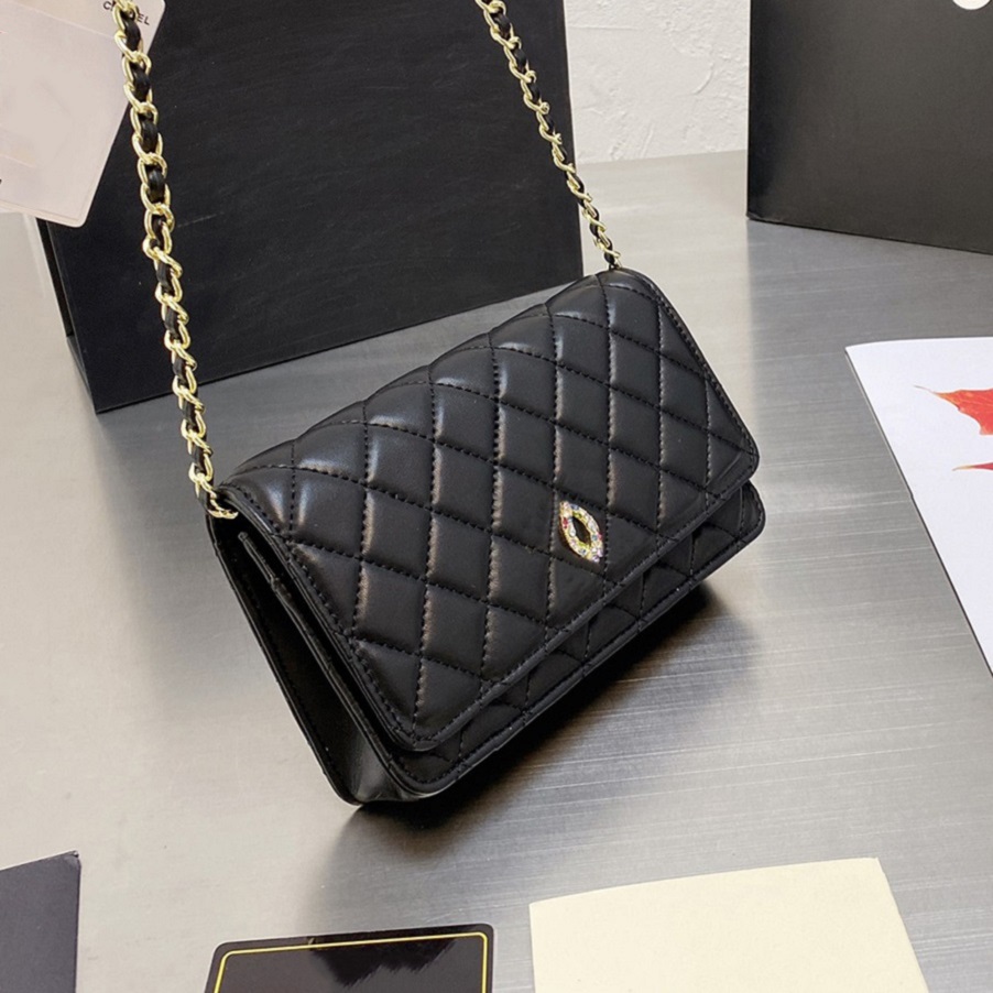 2021 Luxury Famous Designer Handbags Shoulder Bags Cross Body Clutch Lady Fashion Bag Genuine Leather Classic saddle women Simplicity 18, #6
2021 Luxury Famous Designer Handbags Shoulder Bags Cross Body Clutch Lady Fashion Bag Genuine Leather Classic saddle women Simplicity 18, #6