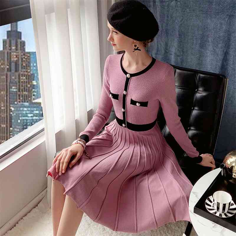 Dabuwawa Elegant Pink Knit Dress Women Autumn Winter O-Neck Long Sleeve Single Breasted Fit and Flare Dress Female DT1DDR010 210520