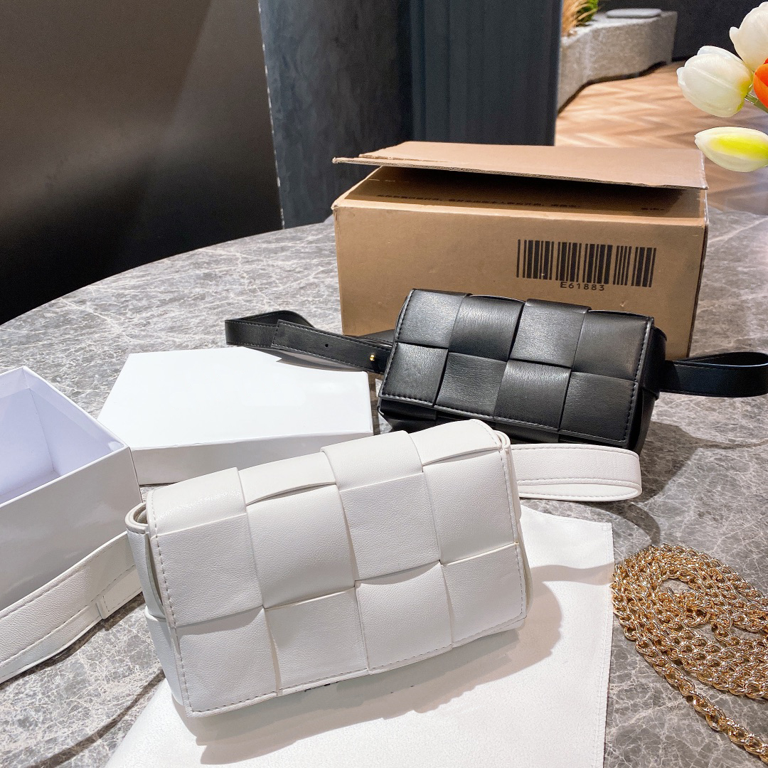 MINI Fashion Waist Bag Unisex Chest Bags Nice Crossbody Bages Four Colors To Choose Microfiber Leather with Box 26_45CL87, Colors choose
MINI Fashion Waist Bag Unisex Chest Bags Nice Crossbody Bages Four Colors To Choose Microfiber Leather with Box 26_45CL87, Colors choose