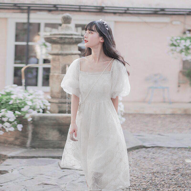 Midi Dress Women's Summer French Vintage Casual Fairy Dress Female Puff Sleeve Lace Sexy Party One-pice Dress Korean 210521