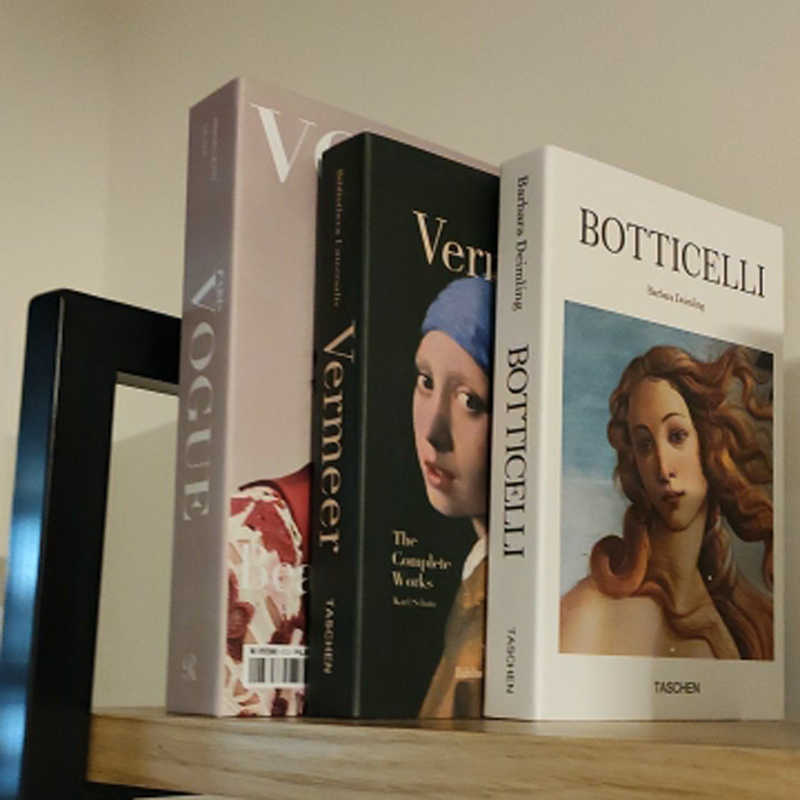 Openable Paintings Fake Home Decor Book Decoration Storage Box Coffee Table Accessories Modern L0323
Openable Paintings Fake Home Decor Book Decoration Storage Box Coffee Table Accessories Modern L0323