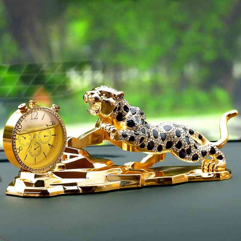Money leopard accessories, car perfume central console, men's high-end air vehicle decoration products.
Money leopard accessories, car perfume central console, men's high-end air vehicle decoration products.