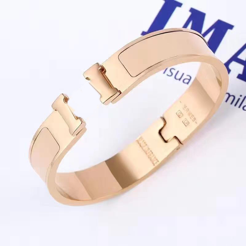 Enamel Fashion Bracelet buckle for men and women couple gift simple personality rose gold bracelet net red 18K bracelet for men and women, White
Enamel Fashion Bracelet buckle for men and women couple gift simple personality rose gold bracelet net red 18K bracelet for men and women, White