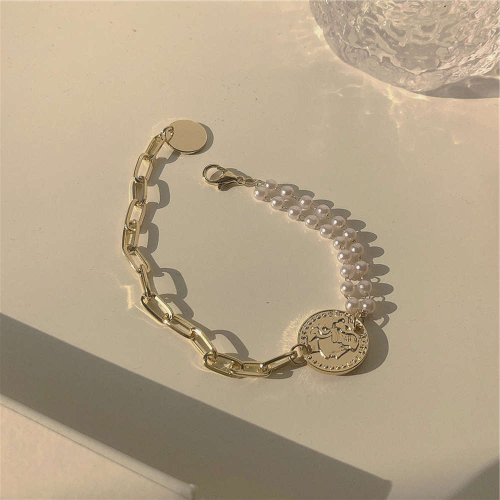 Hand catenary double-layer portrait Pearl personalized versatile chain splicing Bracelet temperament simple hand adornment girl, Black
Hand catenary double-layer portrait Pearl personalized versatile chain splicing Bracelet temperament simple hand adornment girl, Black