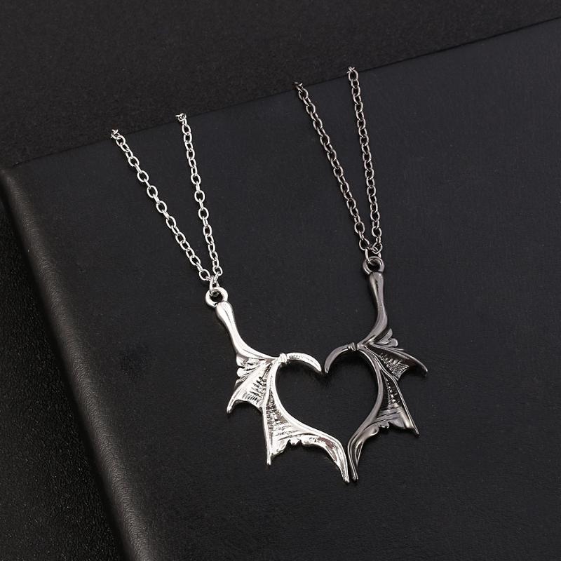 Pendant Necklaces Personality Punk Heart Wing Necklace Lovers Vinatge Bat Couples Set Fashion Jewerly