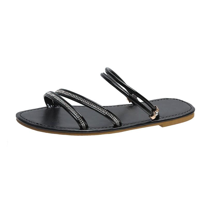 Slippers 2021 Comfortable And Bright Leather Rhinestone Strips Two Ways To Wear Summer Round Head Flat Bottom Women's Fashion Sandals, Black
Slippers 2021 Comfortable And Bright Leather Rhinestone Strips Two Ways To Wear Summer Round Head Flat Bottom Women's Fashion Sandals, Black
