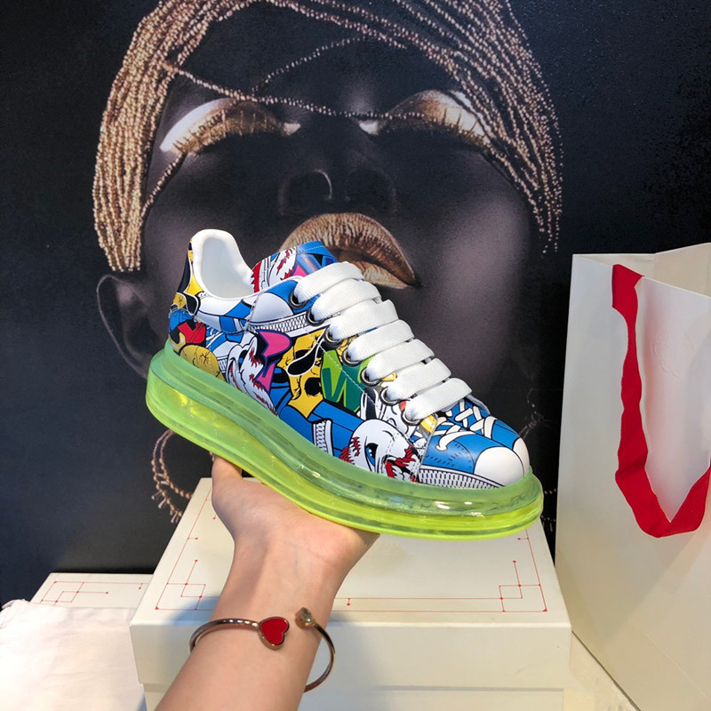 Socks couple models sale fashion casual shoes laser tail graffiti luxury elegant classic sexy designer 35-45, 01
Socks couple models sale fashion casual shoes laser tail graffiti luxury elegant classic sexy designer 35-45, 01